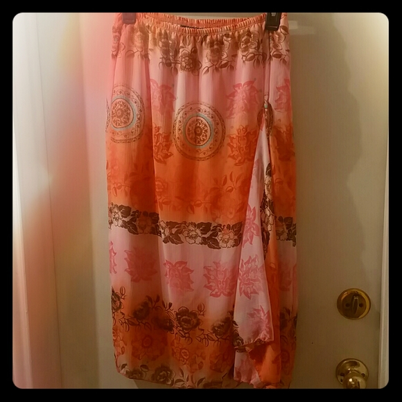 🎁** MDL New York Skirt - Picture 1 of 6